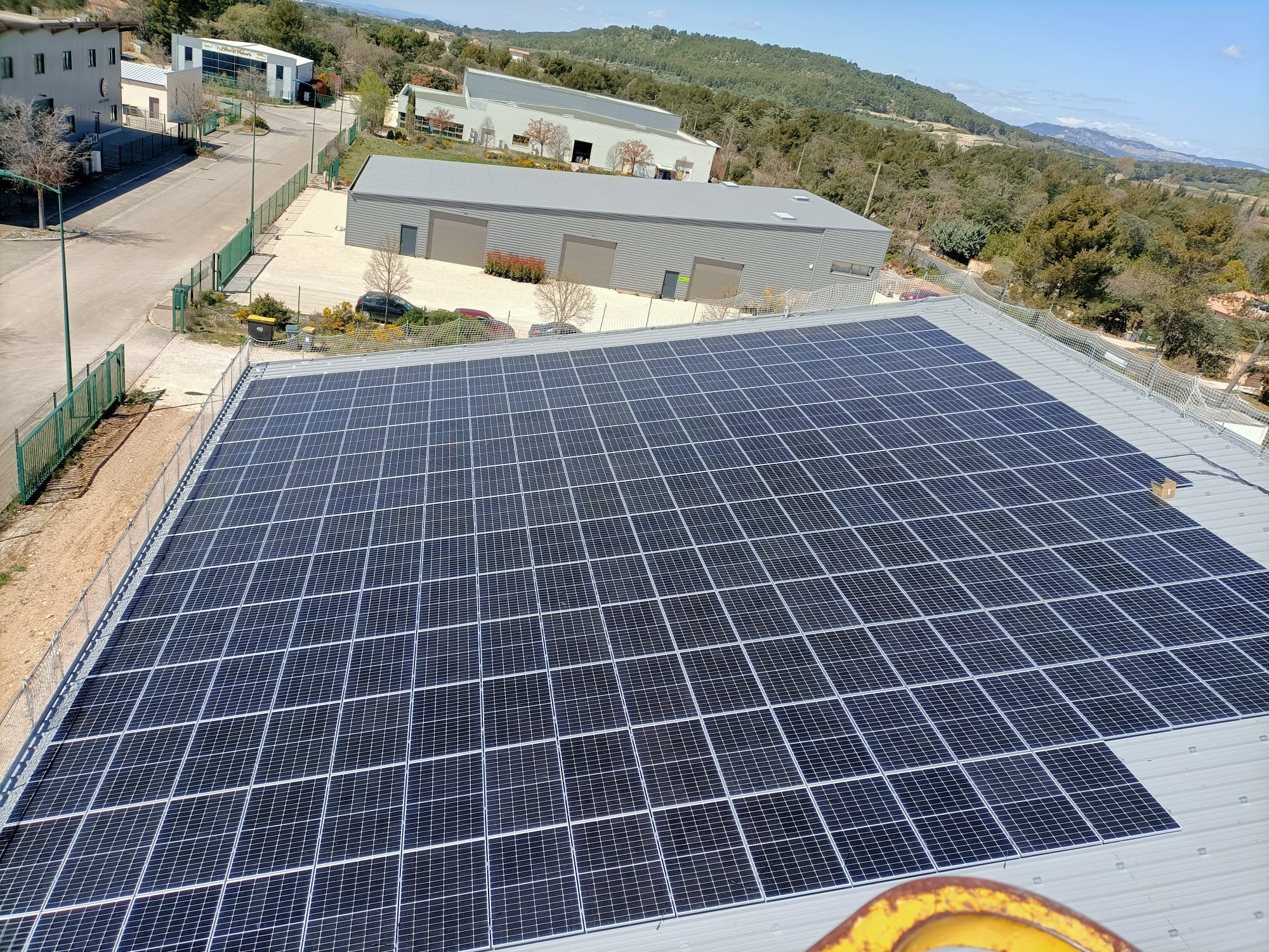 Isle-sur-la-Sorgues - Centrale 100 kW (après)